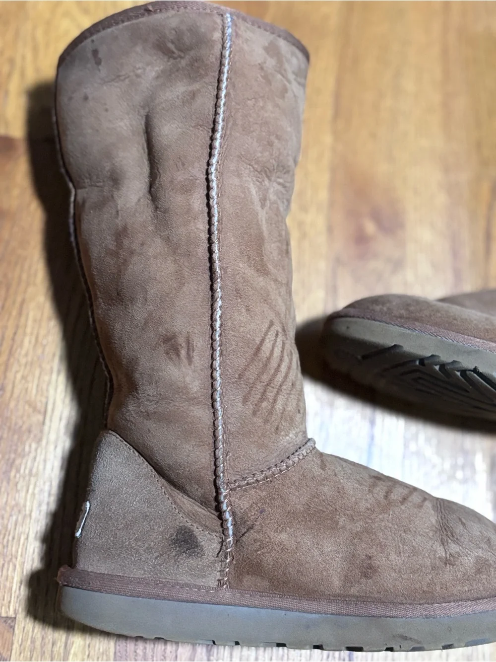 UGG Classic Tall Brown Suede Boots Women’s 9